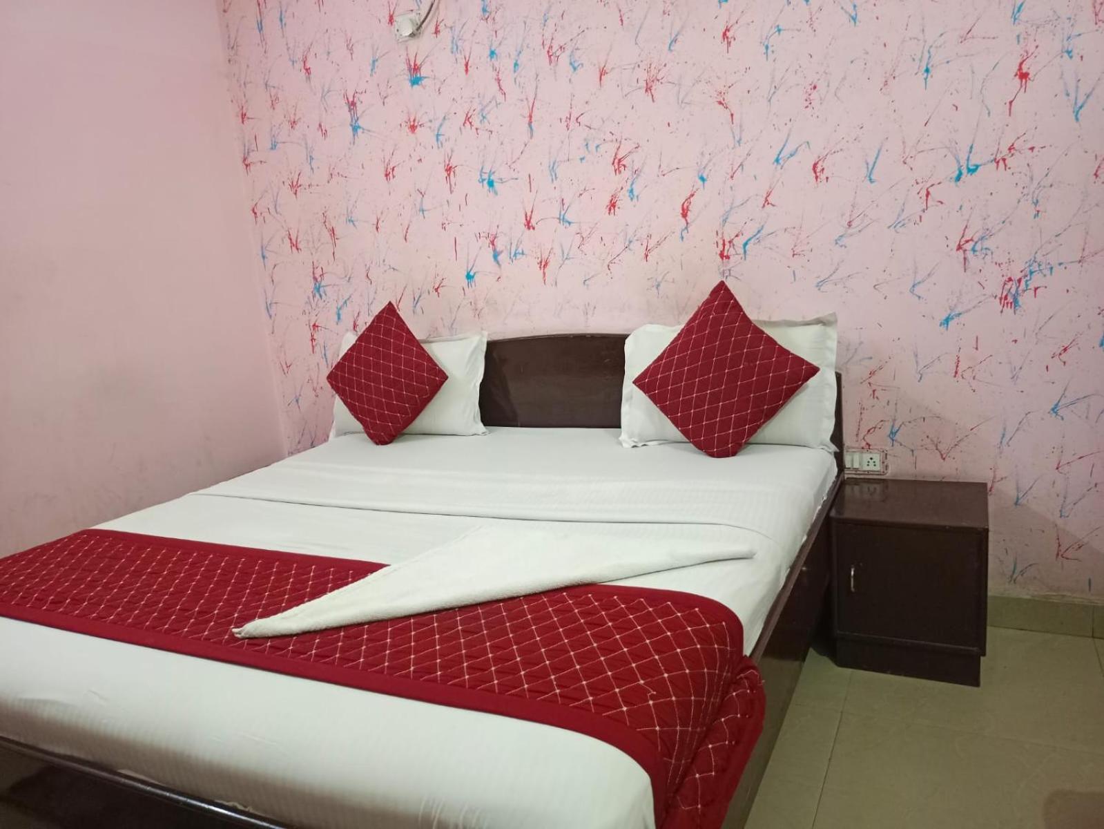 Airport Hotel Pariksheet Inn Neu-Delhi Exterior foto