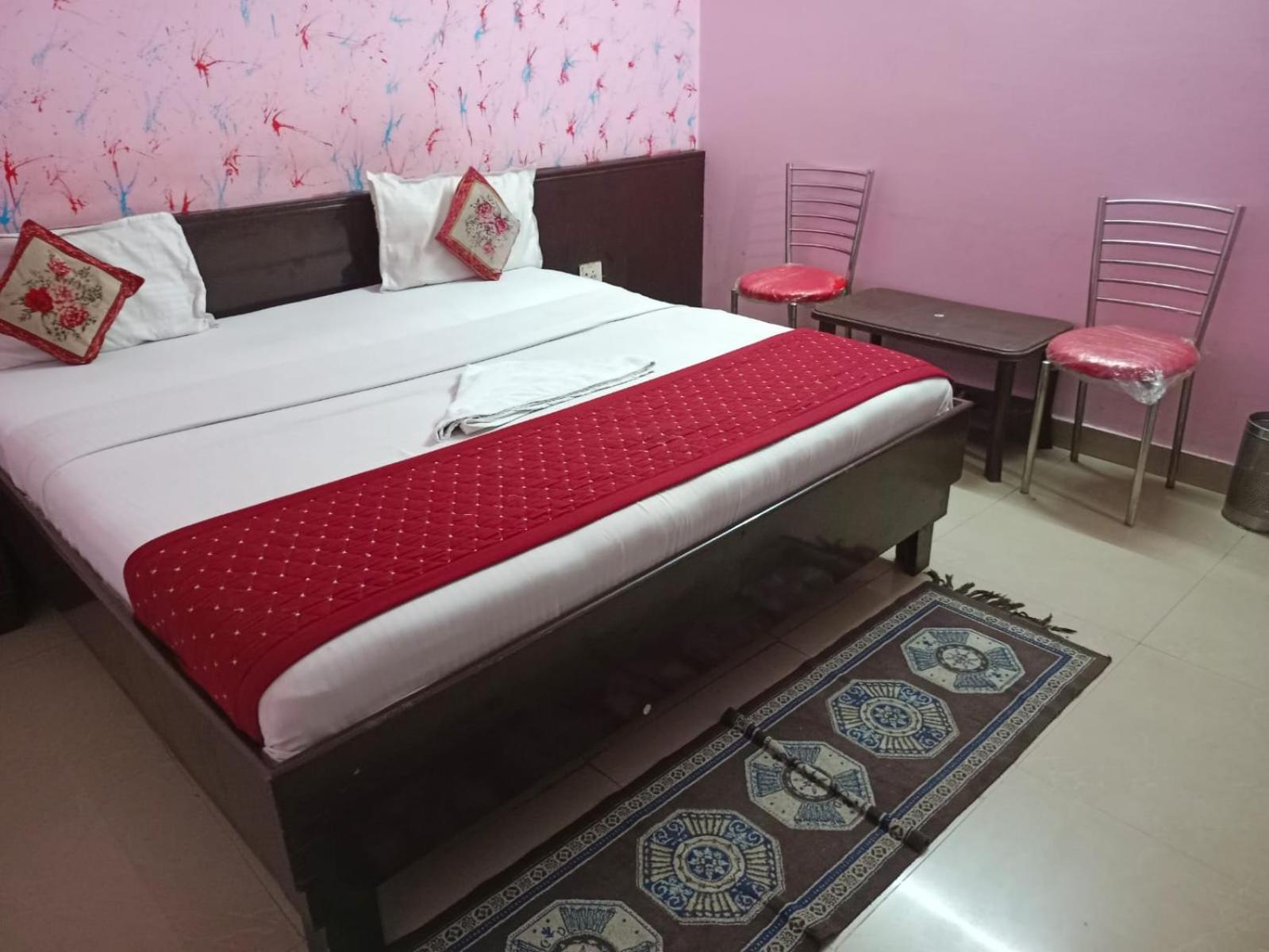 Airport Hotel Pariksheet Inn Neu-Delhi Exterior foto